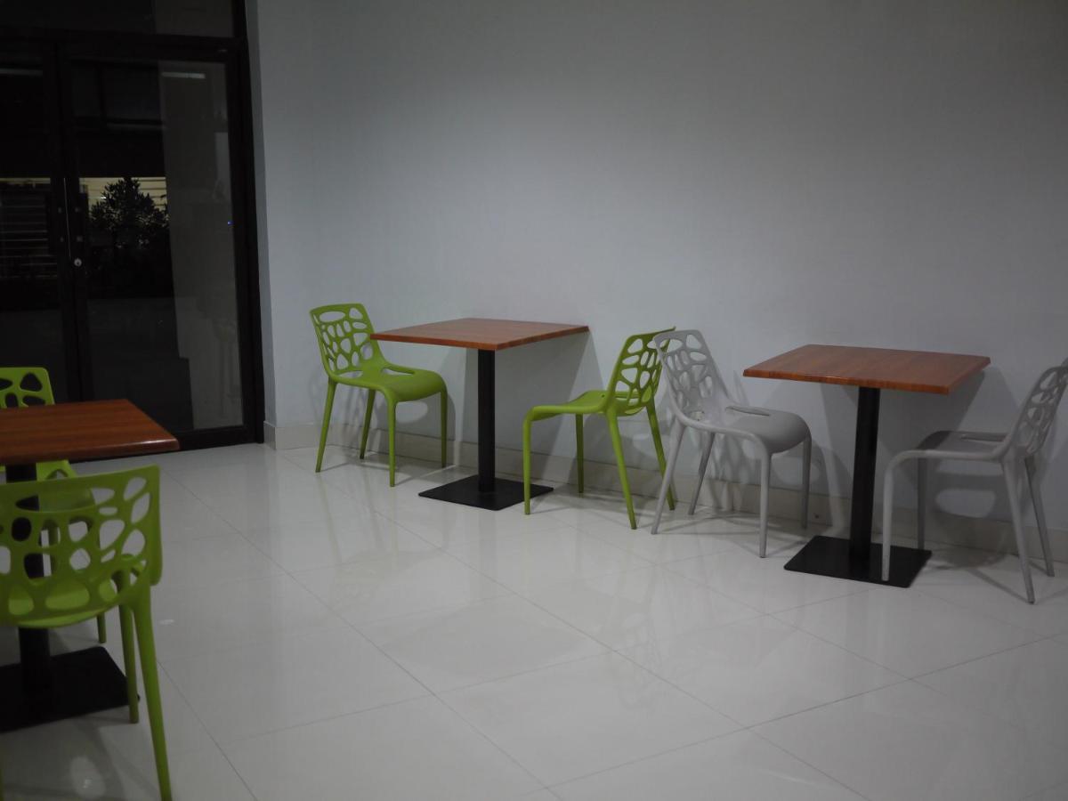 Khokoon Inn Bacolod Ngoại thất bức ảnh